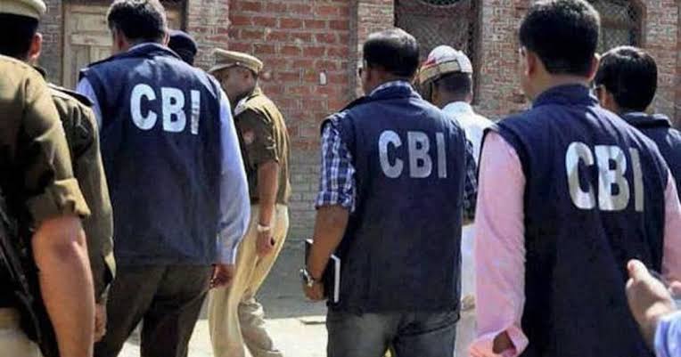 CBI अधिकारियों के लिए तैयार हुआ ड्रेस कोड, अब जीन्स, टी-शर्ट या चप्पल में नहीं कर सकेंगे ड्यूटी