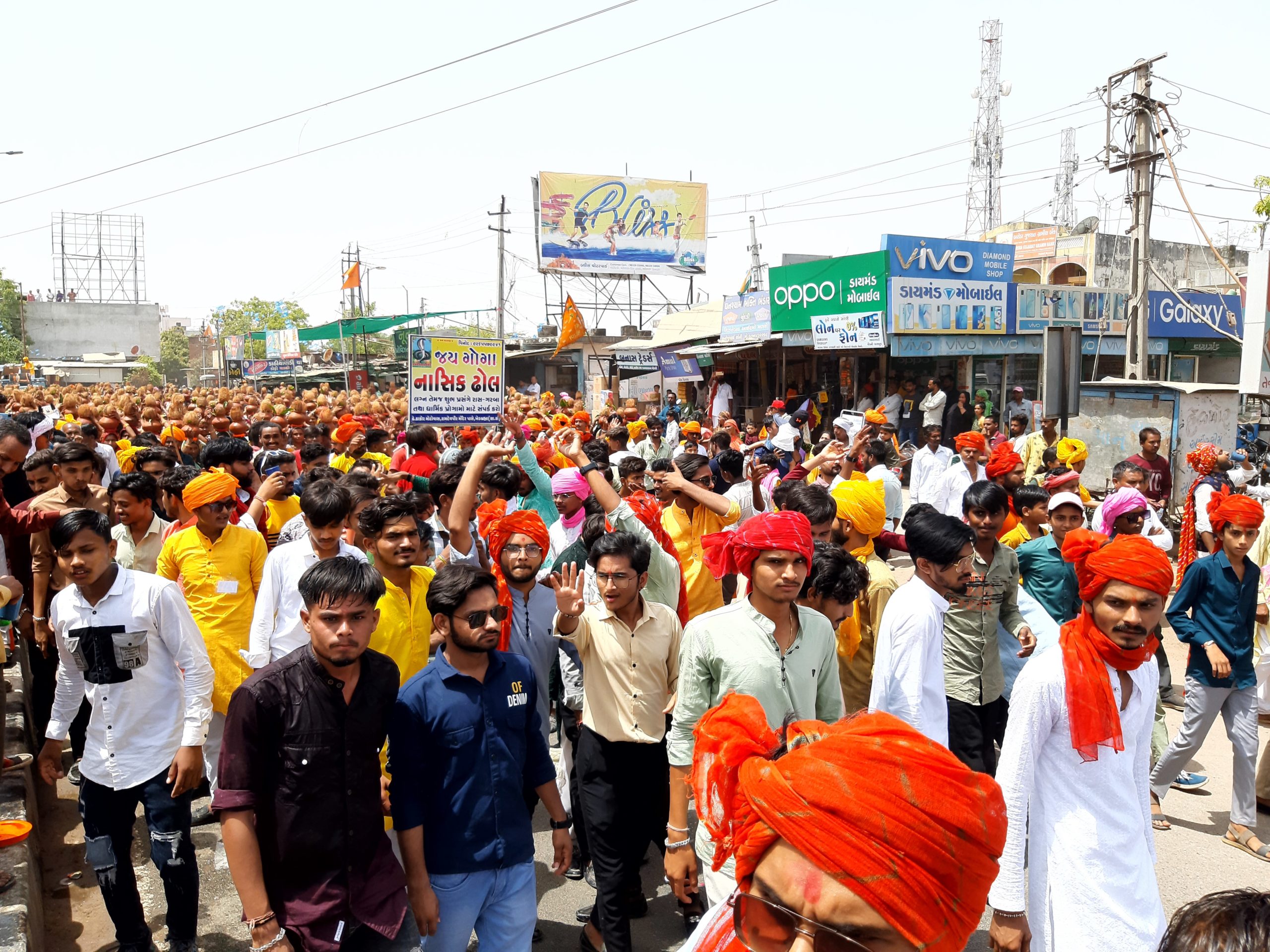 મહાકાલી માની ભવ્યાતીભવ્ય નગરયાત્રા વડાલીમાં શનિવારે નીકળી
