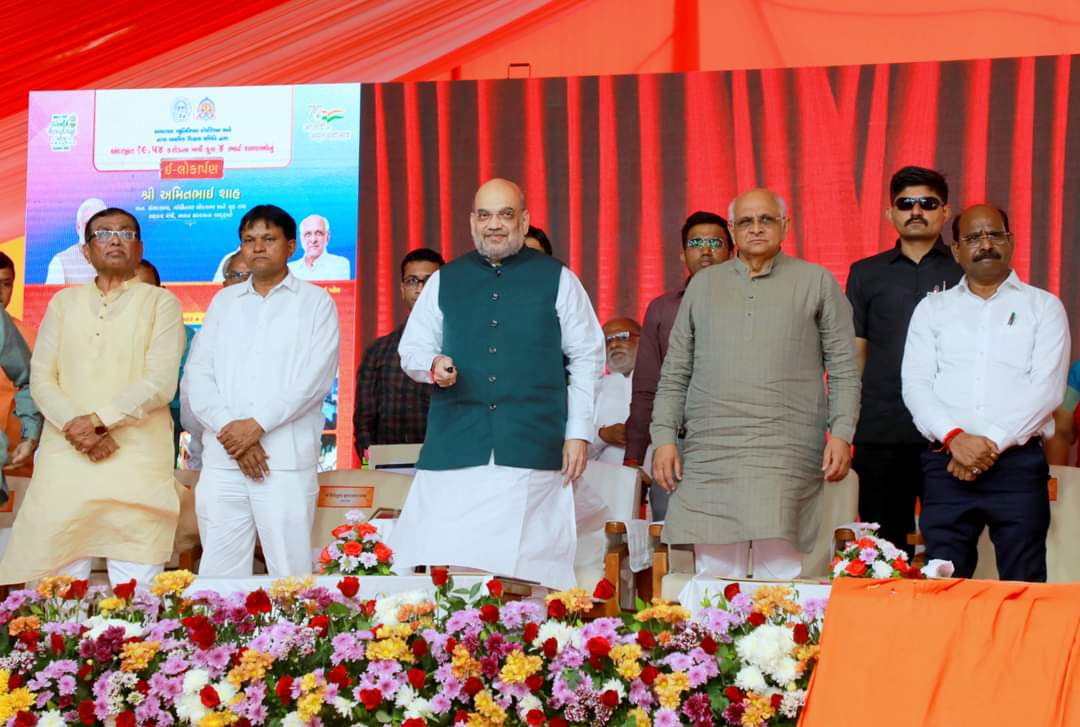 ગૃહમંત્રી અમિત શાહે ગુજરાતમાં ચાર સ્માર્ટ શાળાઓનુ ઉદધાટન&hellip;