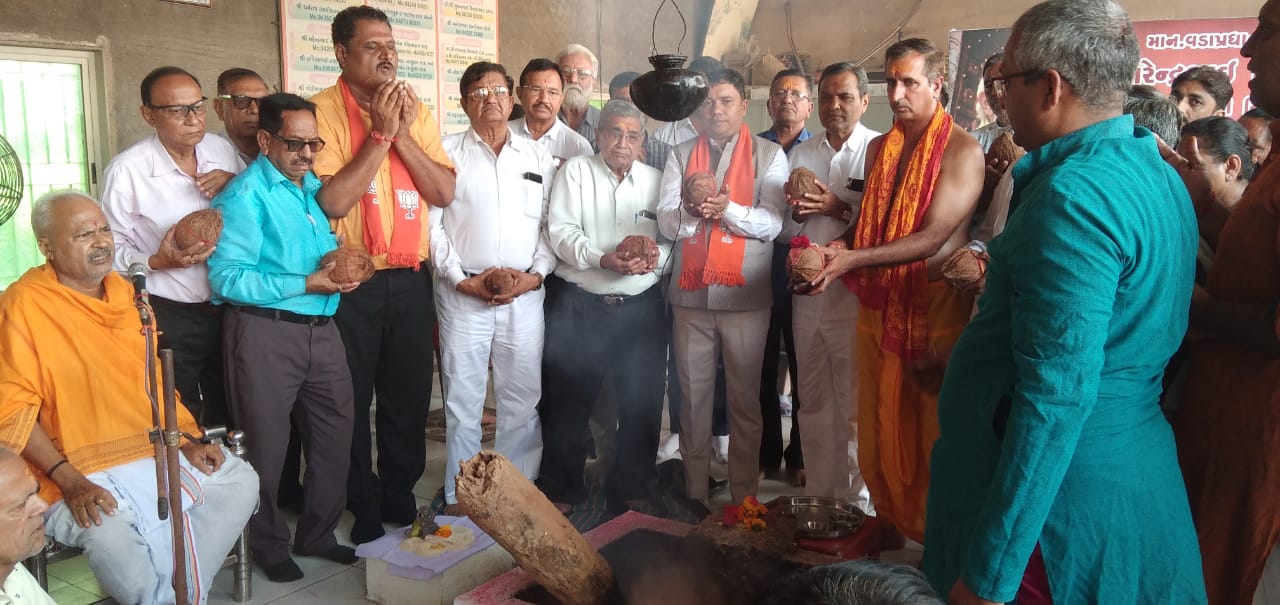 જાણો, મોદીનો 72મો જન્મદિવસ જિલ્લામાં/પાટનગરમાં કેવી રીતે ઉજવાયો?