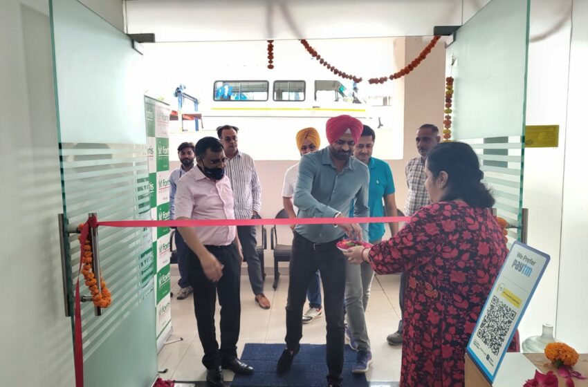 Dr. Ram Saran Garg Polyclinic holds a free heart check-up camp in Ghaziabad