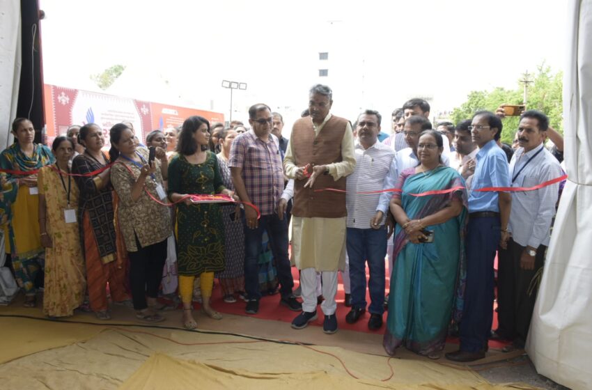 જામનગરનો પ્રાદેશિક સરસ મેળો- 2023 : સપનાની ઉડાનનું ઉદ્ઘાટન મંત્રી રાઘવજી પટેલે કર્યું