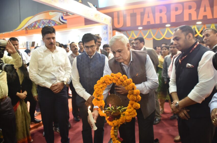 मुख्य सचिव दुर्गा शंकर मिश्र ने अंतर्राष्ट्रीय व्यापार मेले में उत्तर प्रदेश मंडप का किया शुभारंभ