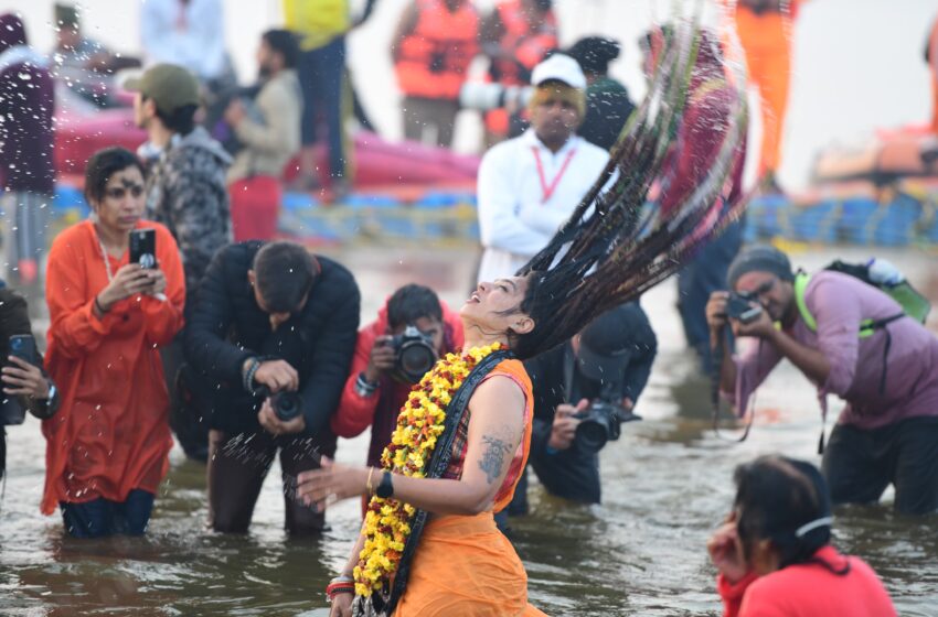 Mahakumbh : एकता के महाकुम्भ के साथ ही महाकुम्भ ने दिया वसुधैव कुटुंबकम का संदेश