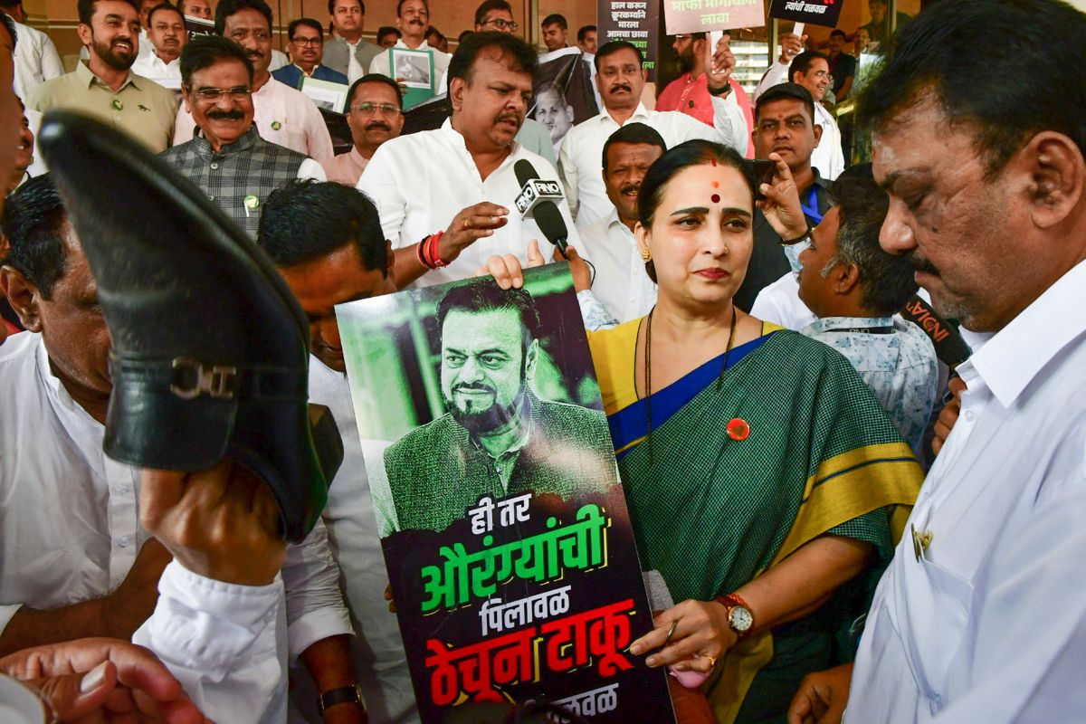 Abu Azmi controversy