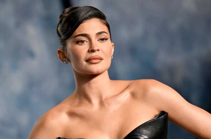 “Kylie Jenner: 10 Powerful Ways She Transformed Beauty, Business & Pop Culture”