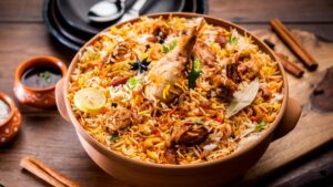 Lucknowi Biryani: Lucknow Famous Food 
