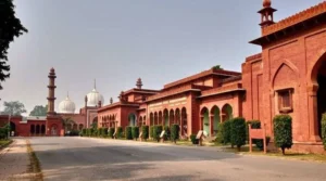 अलीगढ़ मुस्लिम यूनिवर्सिटी (AMU), अलीगढ़