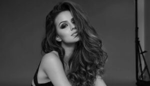 Larissa Bonesi