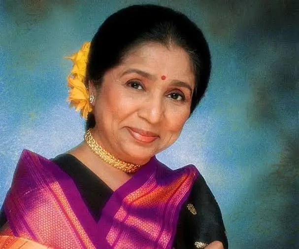 Asha Bhosle death news : लेजेंडरी गायिका ने 92 वर्ष की आयु में ली अंतिम सांस, बॉलीवुड बोला – ‘अपूरणीय क्षति’