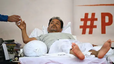 Sonam Wangchuk Hunger Strike को अमेरिका में मिला समर्थन, वॉशिंगटन में भारतीय दूतावास के बाहर प्रदर्शन