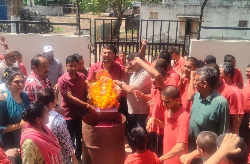 હિંમતનગરના મોતીપુરા ખાતે માનસિકદિવ્યાંગ બાળકોની સંસ્થામાં ગણેશોત્સવનું ભાવભેર&hellip;