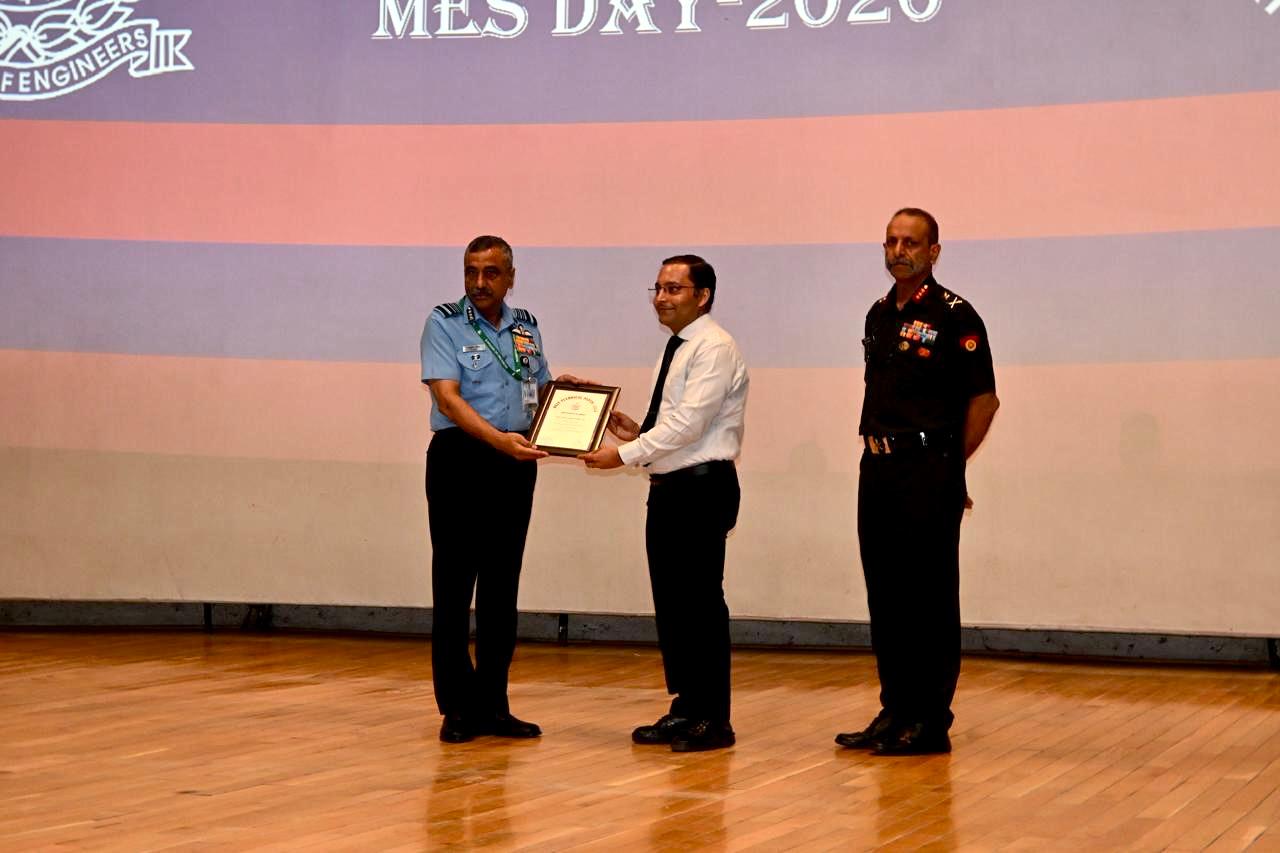Mohit Dubey, IDSE, Conferred the Prestigious Sudesh Dhiman Trophy on the 104th Raising Day of Military Engineer Services