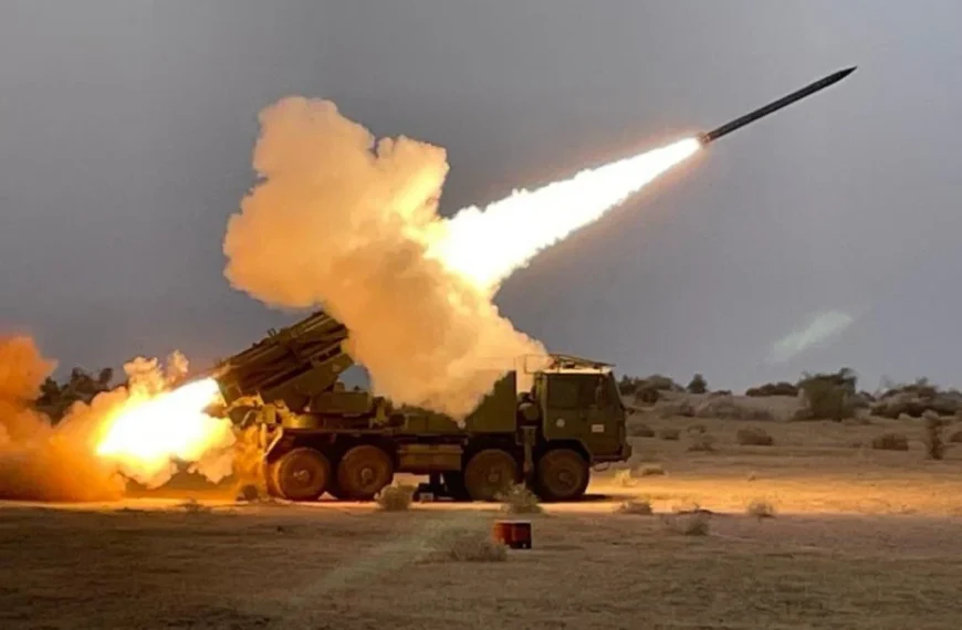 Pinaka Multi-Barrel Rocket Launcher : India’s Indigenous Artillery Powerhouse